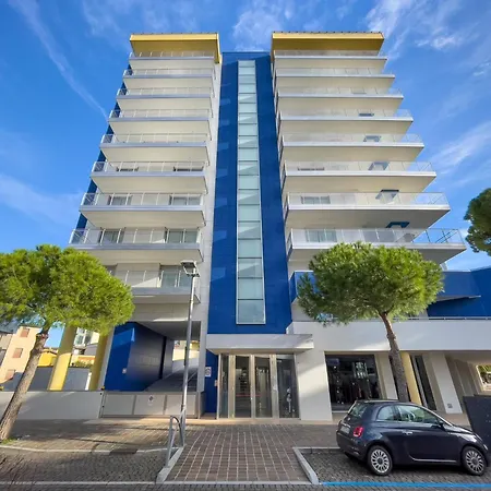 Lejlighed Lignano With Parking