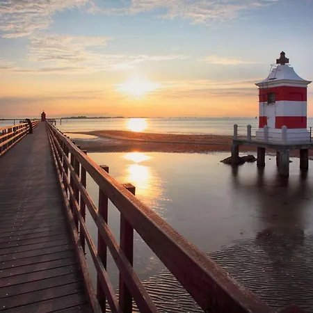 Lignano With Parking Apartment