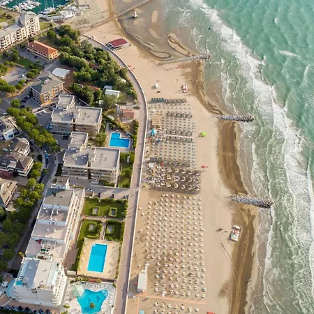 Lignano With Parking